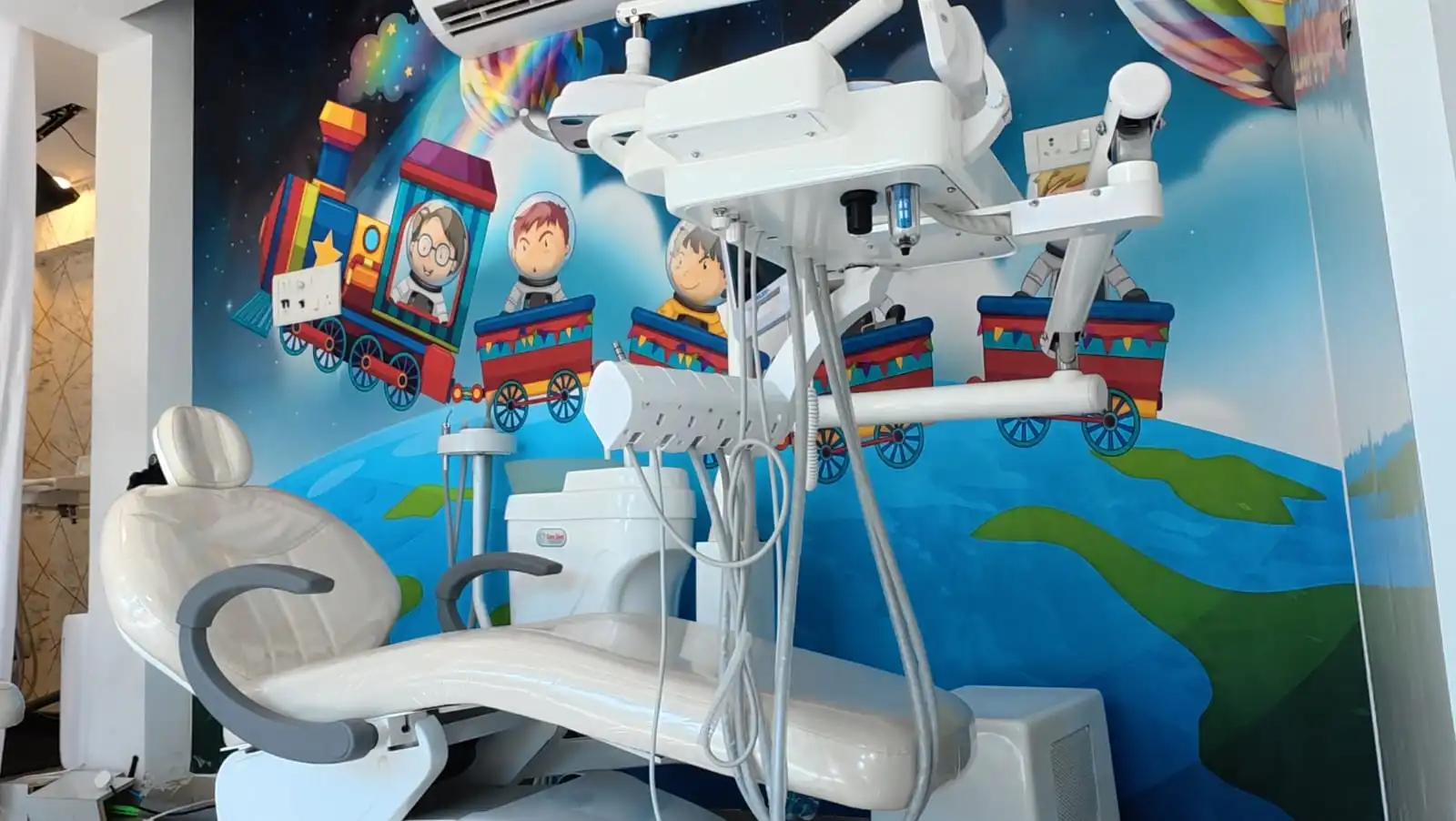 Inside Chutti's Dental & Wellness Center